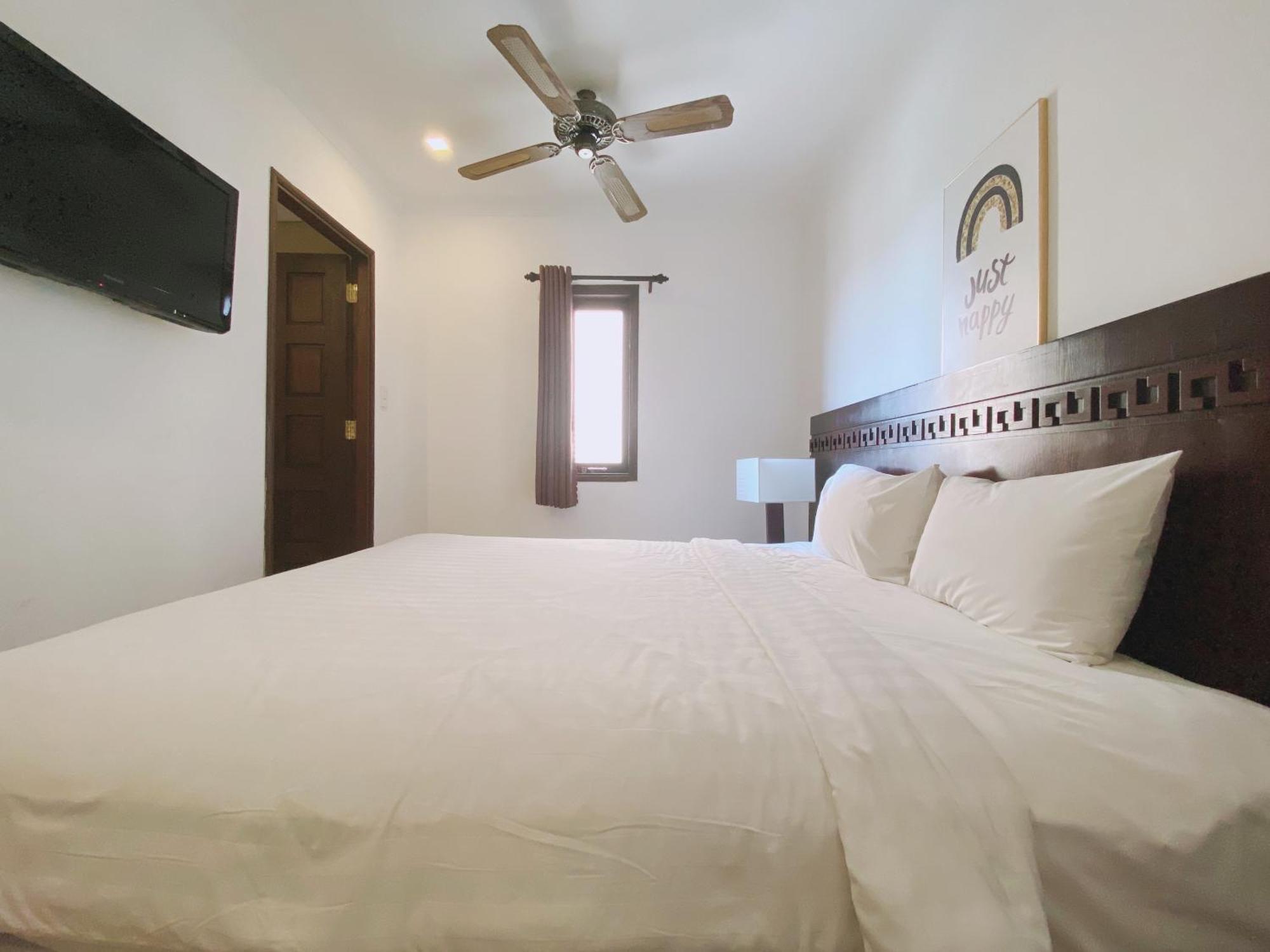 Zenta Sea View Hotel 2*