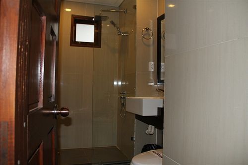 Zenta Sea View Hotel 2*
