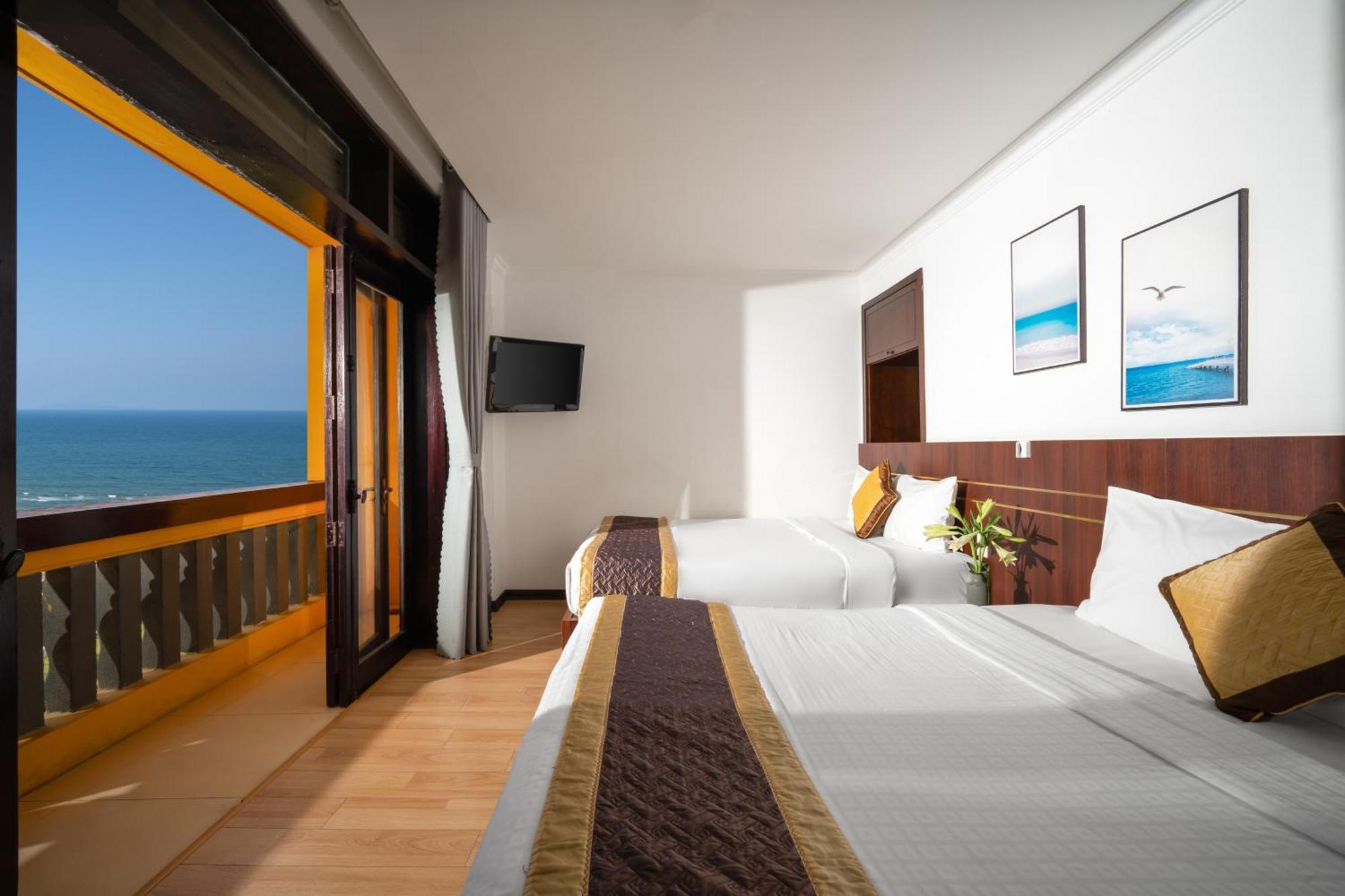 Zenta Sea View Khách sạn